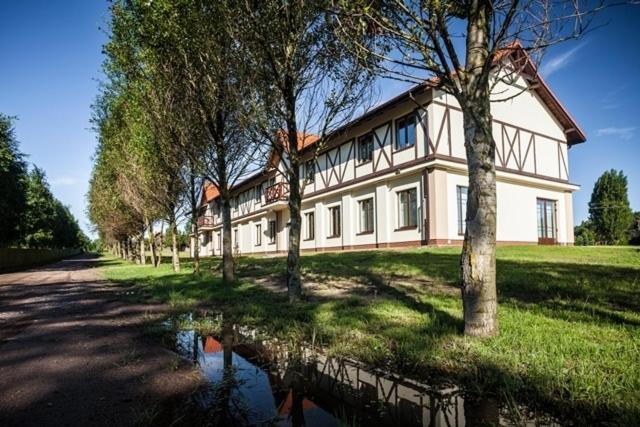 Hotel Nosselia Krzyczki Exterior foto